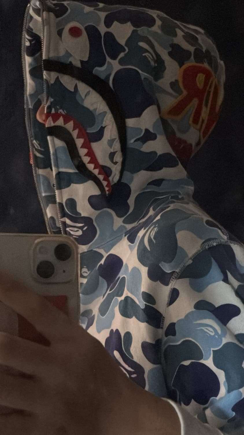 베이프 샤크 후드집업 상품이미지1