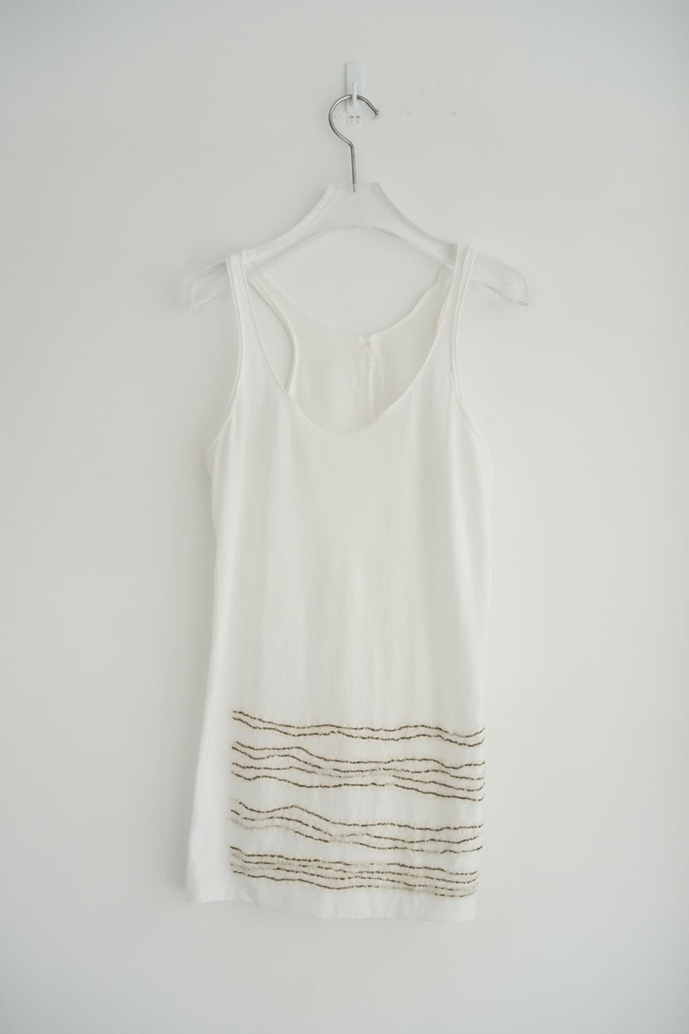 Sequins & lace back button sleeveless 상품이미지4