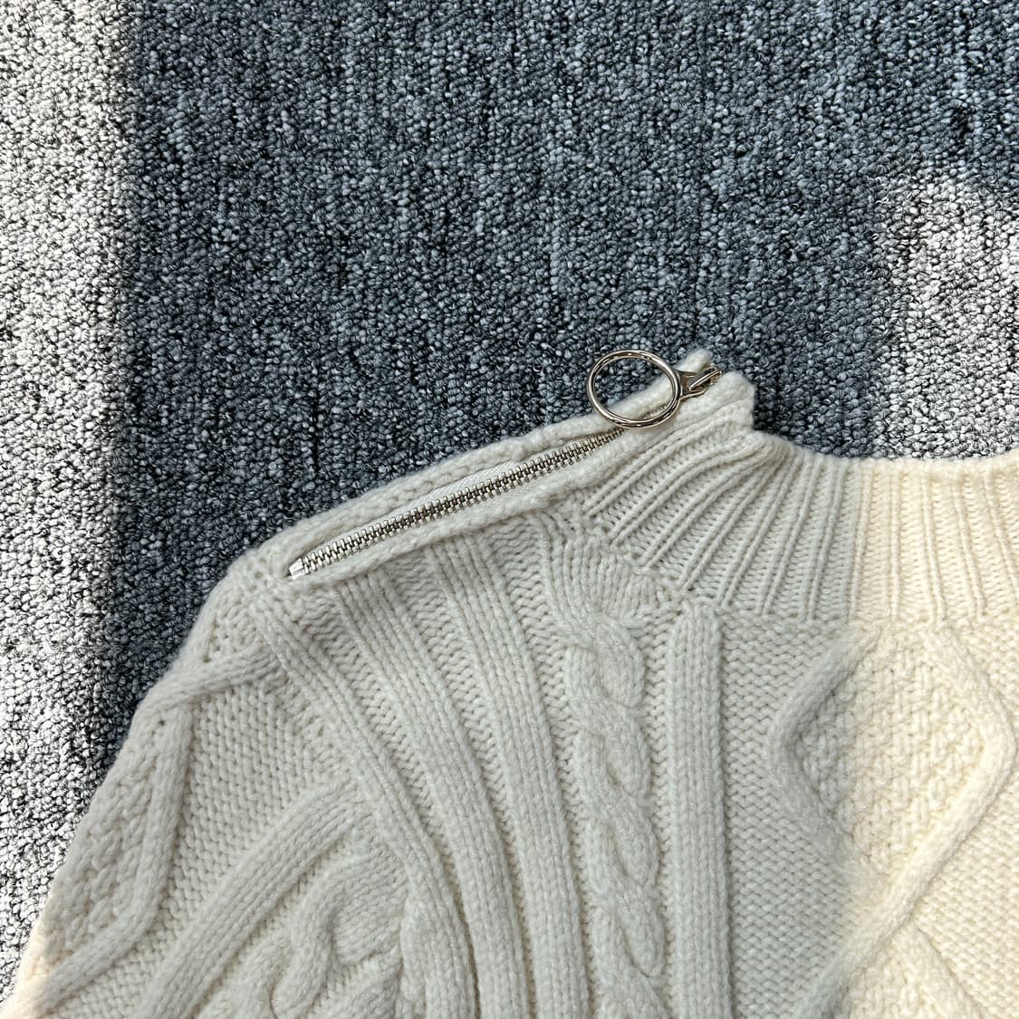 산드로 터틀넥 케이블 니트 상품이미지3