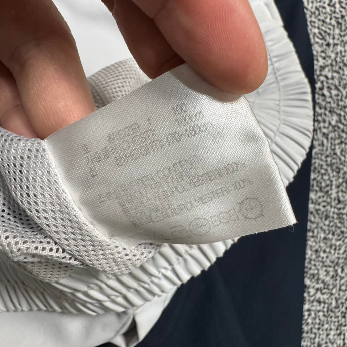 Name : 나이키 올드스쿨 배색컬러 오버핏 바람막이 :)  상품이미지6