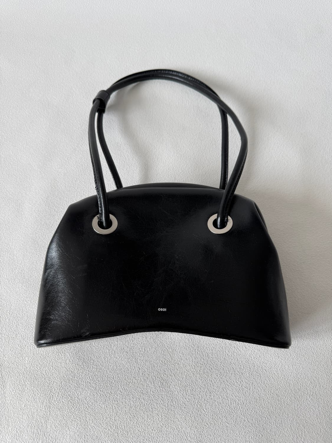 오소이(OSOI) 프레임 숄더백 블랙 상품이미지2