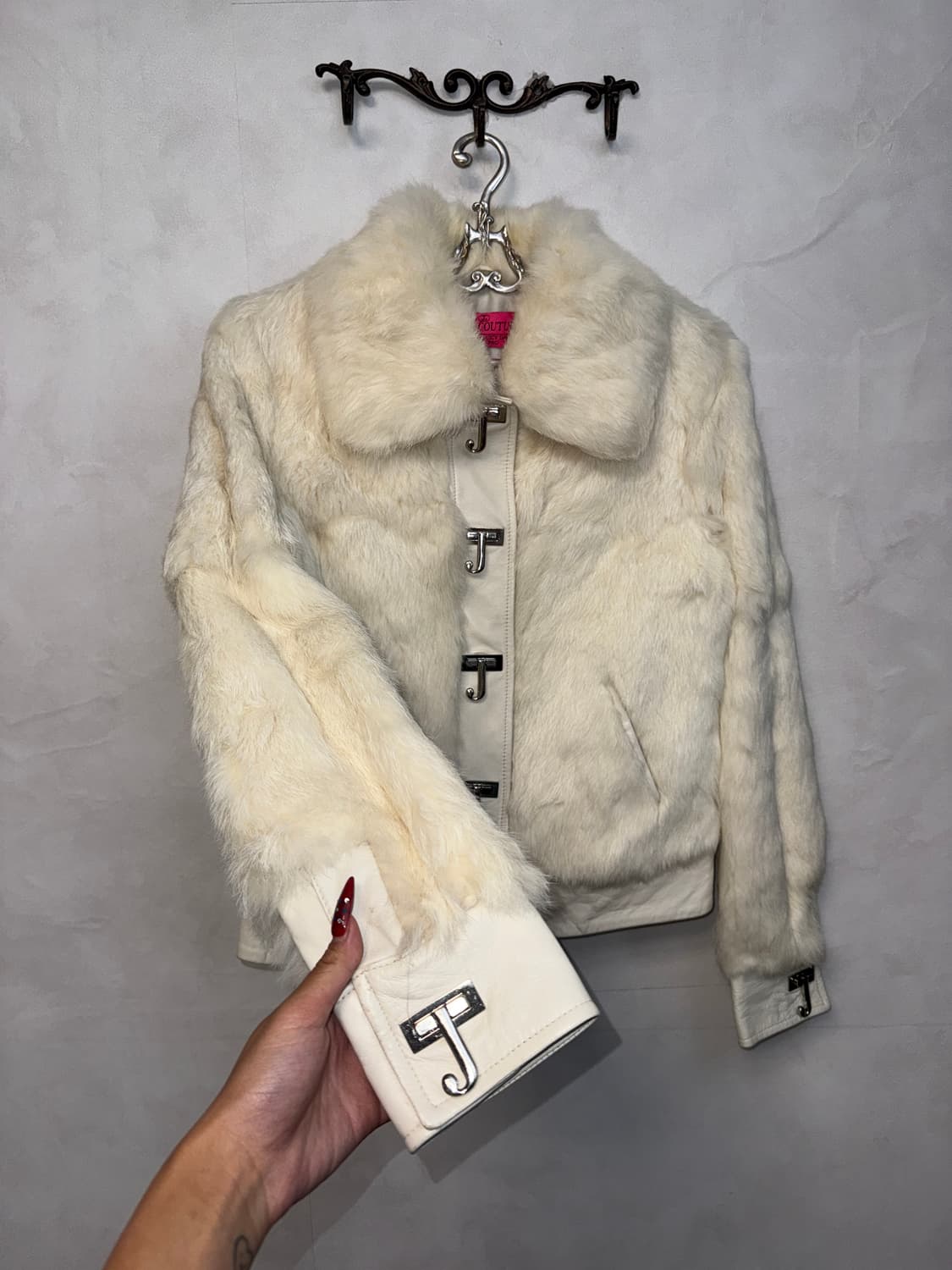 Juicy Couture white rabbit fur buckle jk 상품이미지2