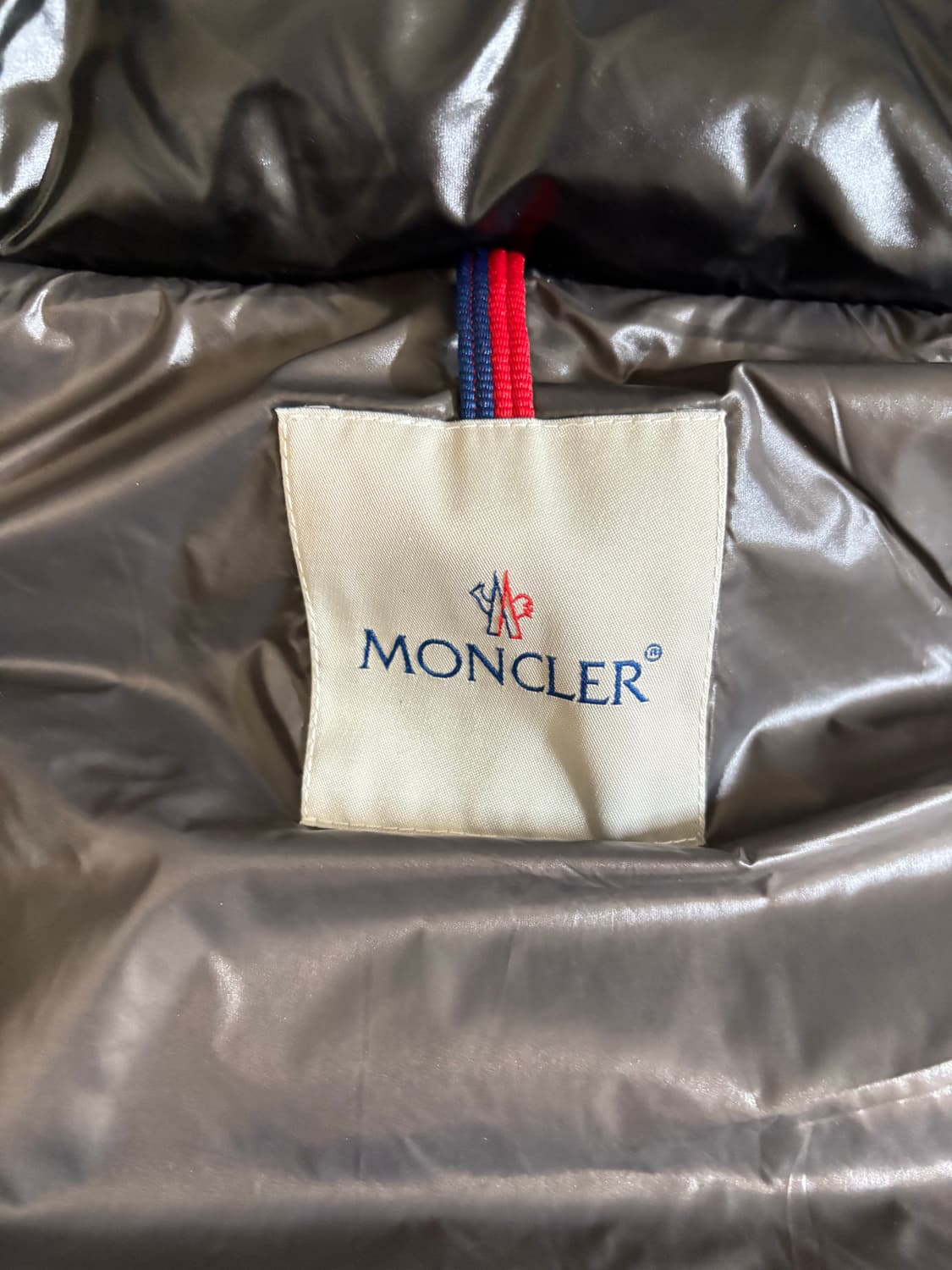 몽클레어 딥 타운 베스트 블랙 4 상품이미지2