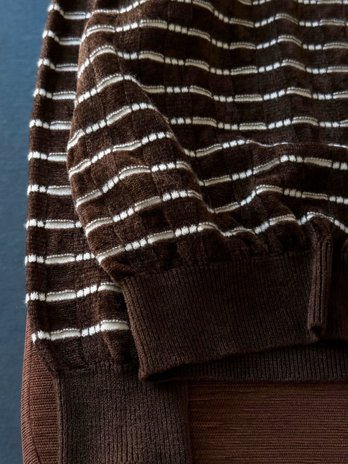 V-neck stripe loose knit P/O 상품이미지4