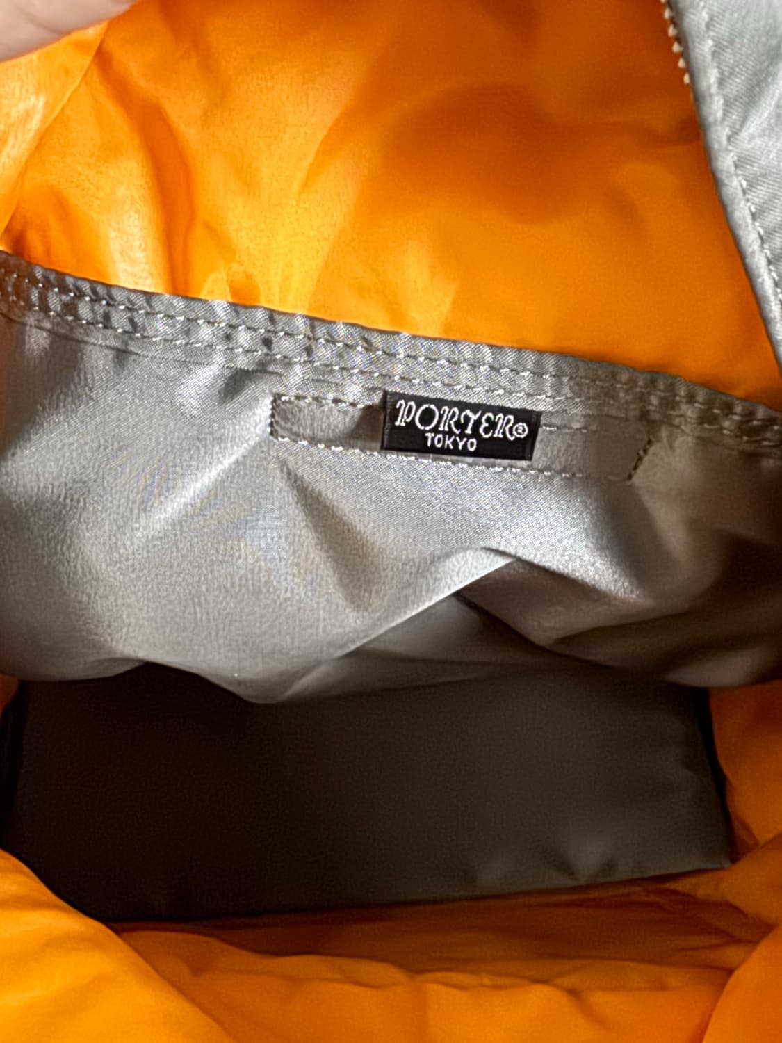 포터 탱커 데이팩 실버그레이 상품이미지6