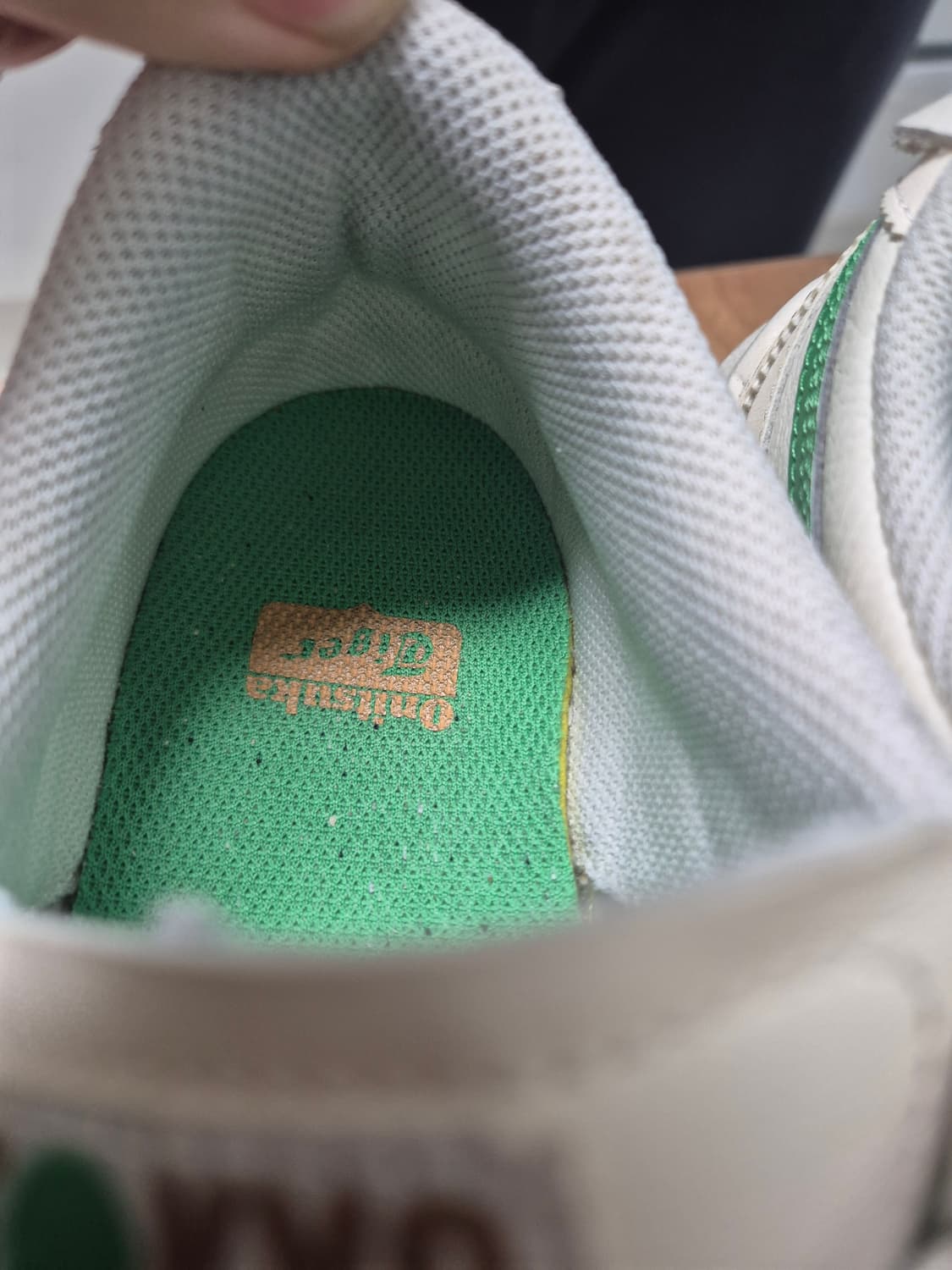 오니츠카타이거 240 운동화 상품이미지2