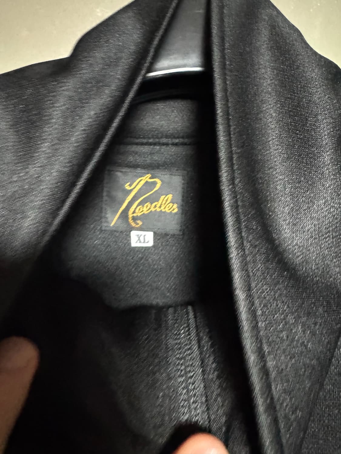 니들스 트랙탑 셋업팝니다 상품이미지2