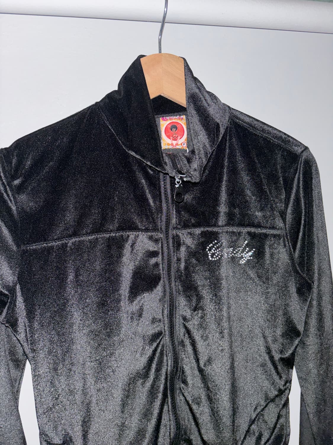 Y2K Black Velvet Slim Fit Zip-Up Hoodie 상품이미지4