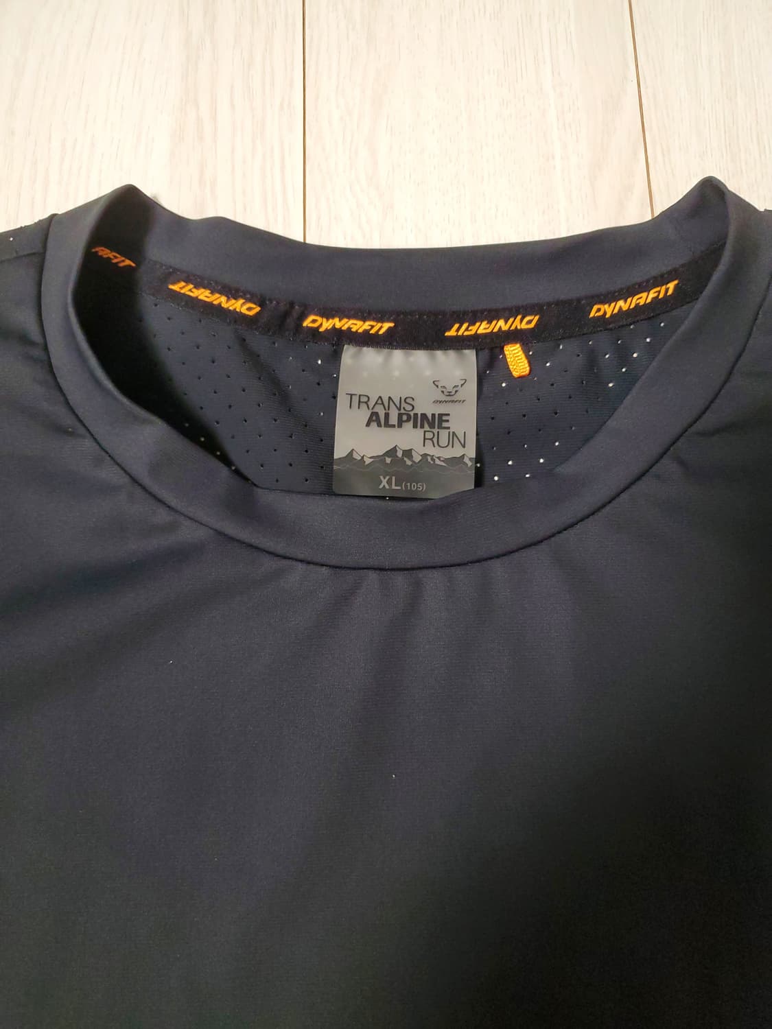 다이나핏 러닝 트레이닝 기능성 반팔티 사이즈105 xl

약간의 사용감  상품이미지5