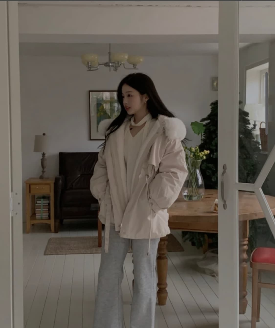 급처/새상품급)온마이원 윈터 퍼 버클 포켓 스트링 패딩 아이보리 상품이미지9