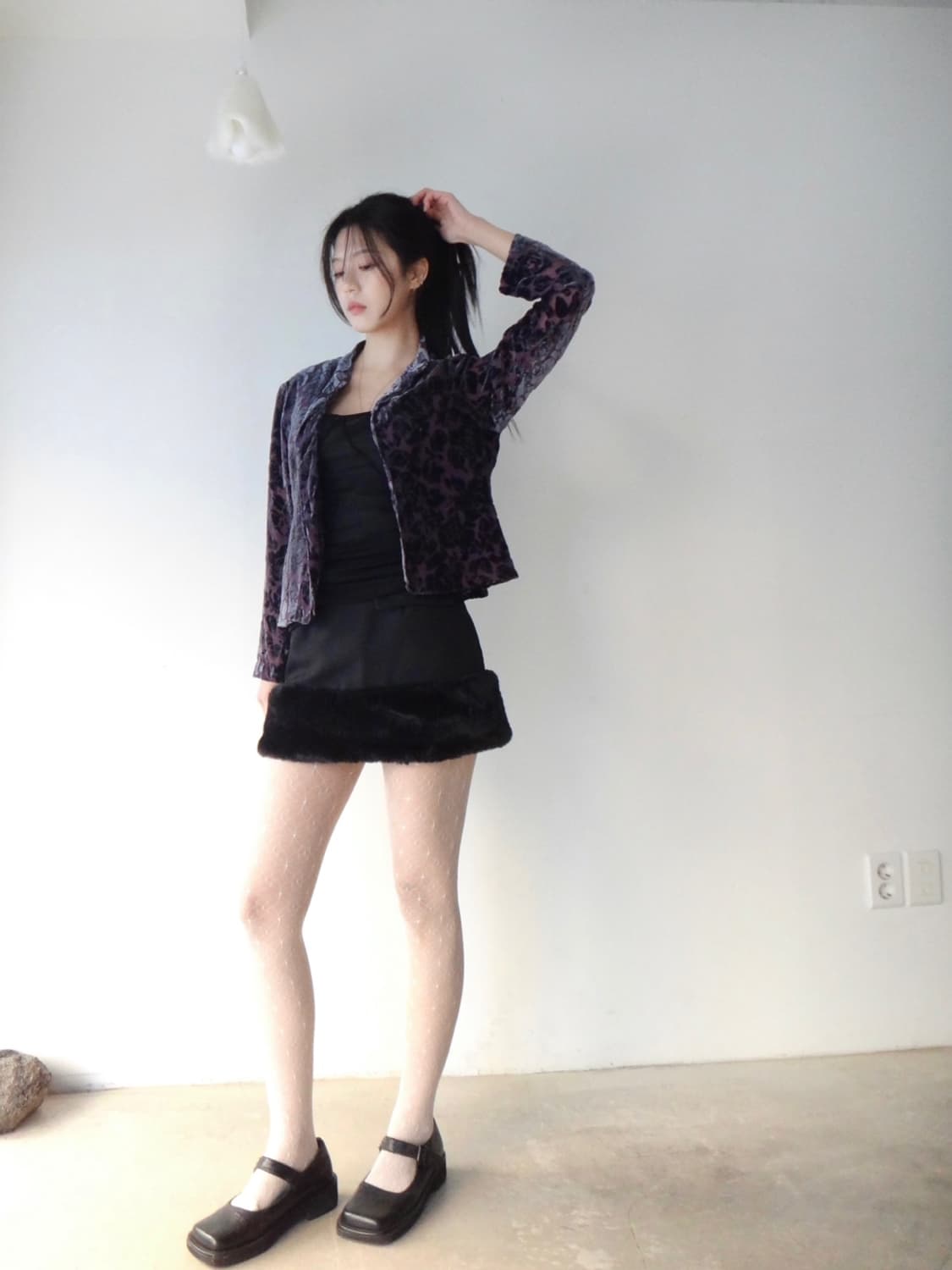 GRL Fur trimming mini skirt / black 상품이미지9