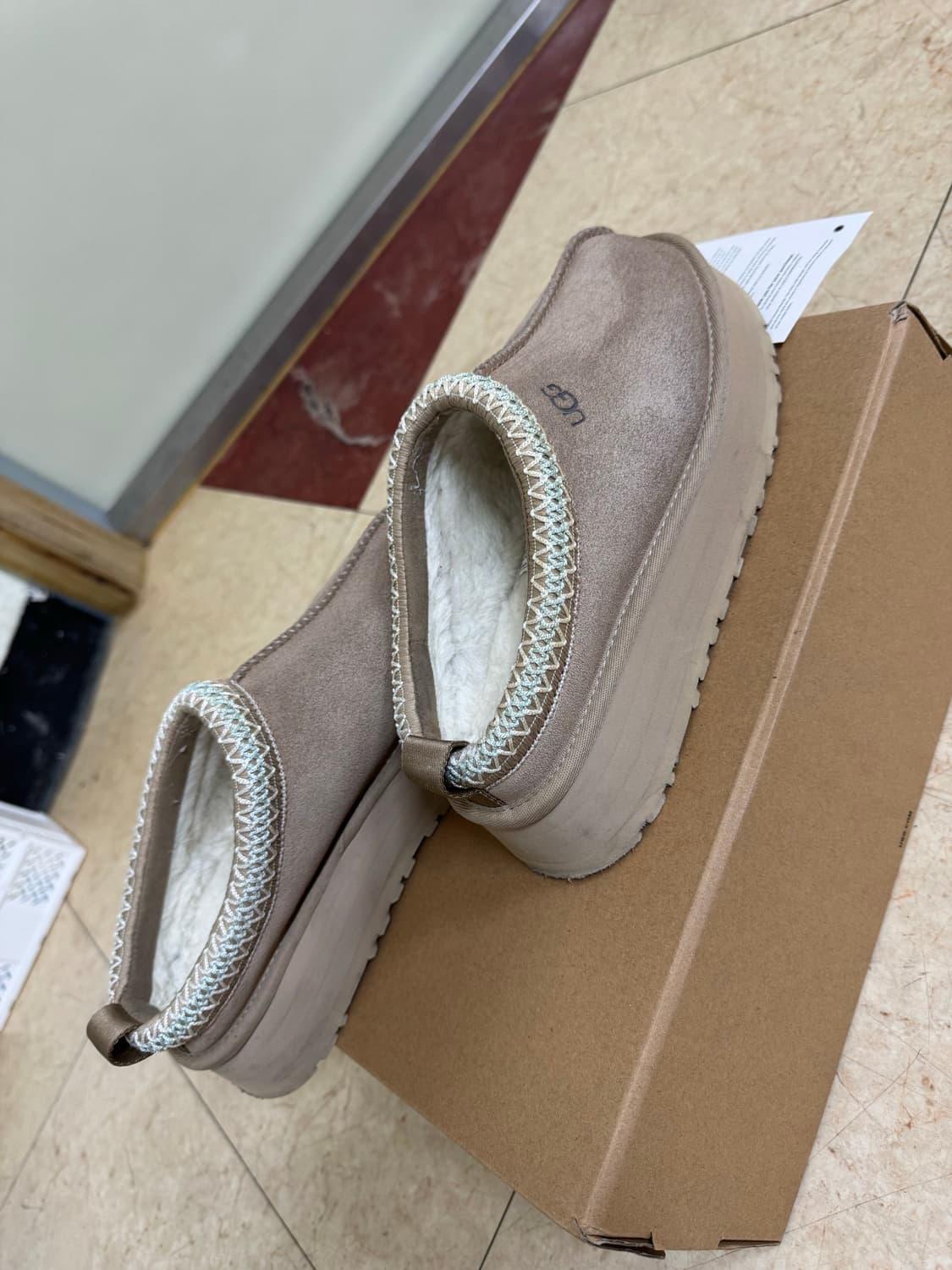 어그 타즈 2 플랫폼 245 베이지 상품이미지4