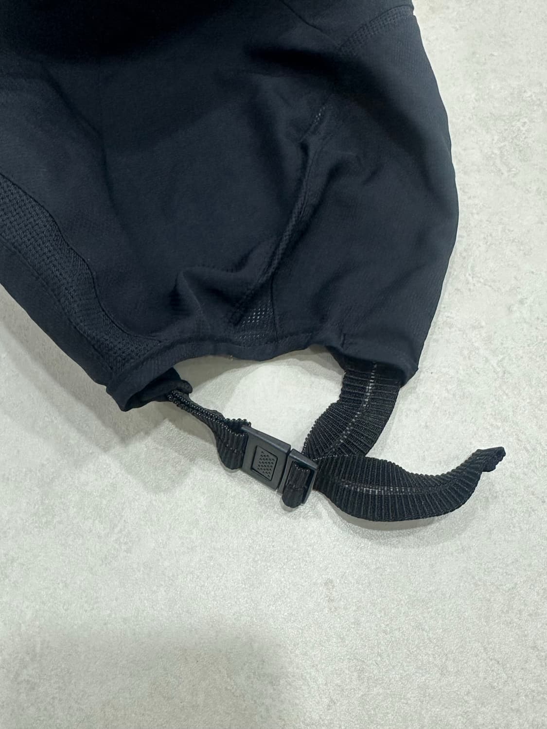 살로몬 러닝캡 상품이미지2