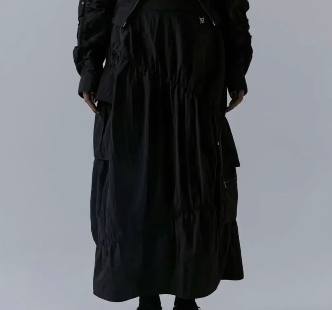 트리밍버드 나일론 셔링 셋업 스커트 블랙 상품이미지1