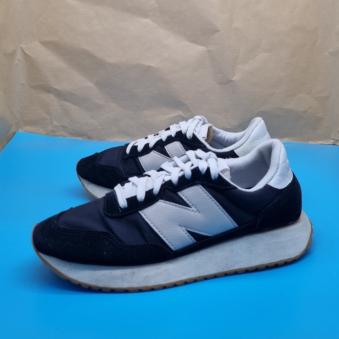 뉴발란스 237 블랙 운동화245 상품이미지1