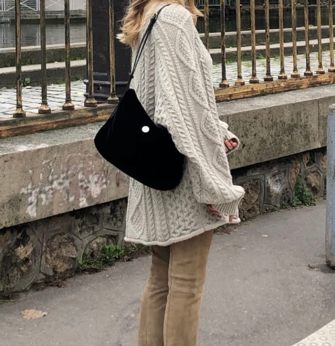 미닛뮤트 클로 소프트 블랙벨 숄더백 상품이미지3