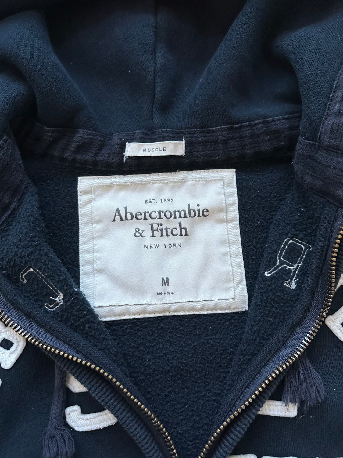 아베크롬비 헤비코튼 자수 로고 네이비 후드집업 상품이미지7