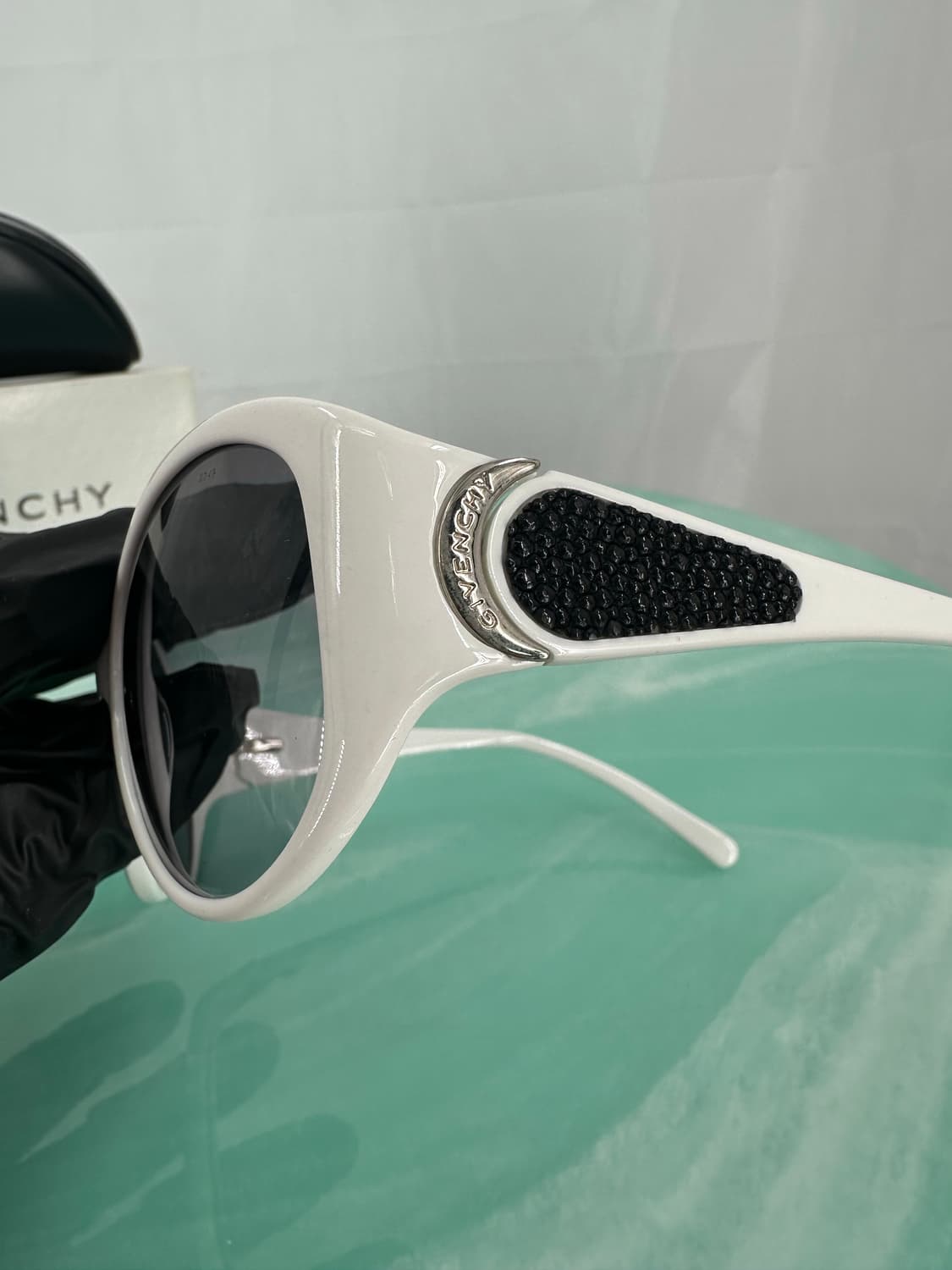 [새상품 무료배송] 정품 지방시 Made in Italy 선글라스 상품이미지1