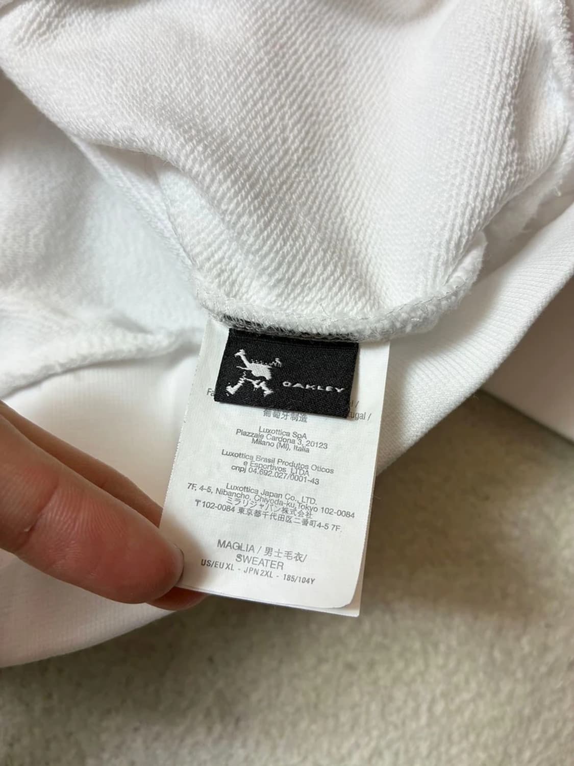 오클리 OAKLEY 로고 크루넥 맨투맨 PN6706 상품이미지7