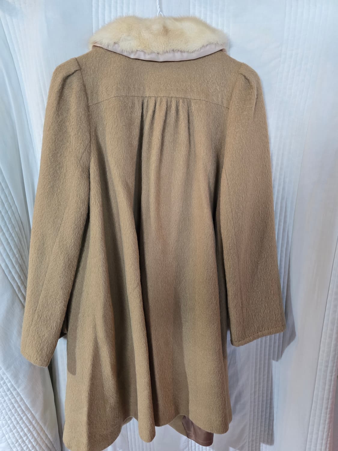 RENEEVON 카멜색 퍼 칼라 코트 상품이미지2