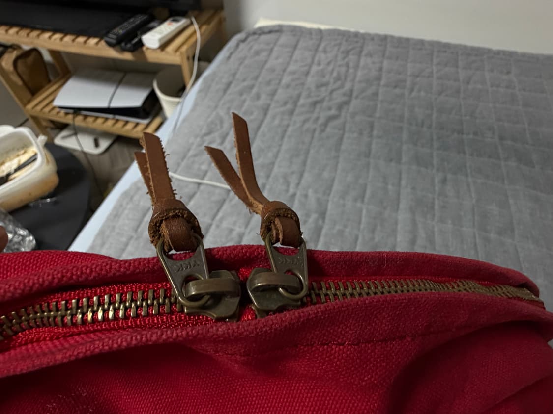 캐피탈 레드 호버백 L 상품이미지3