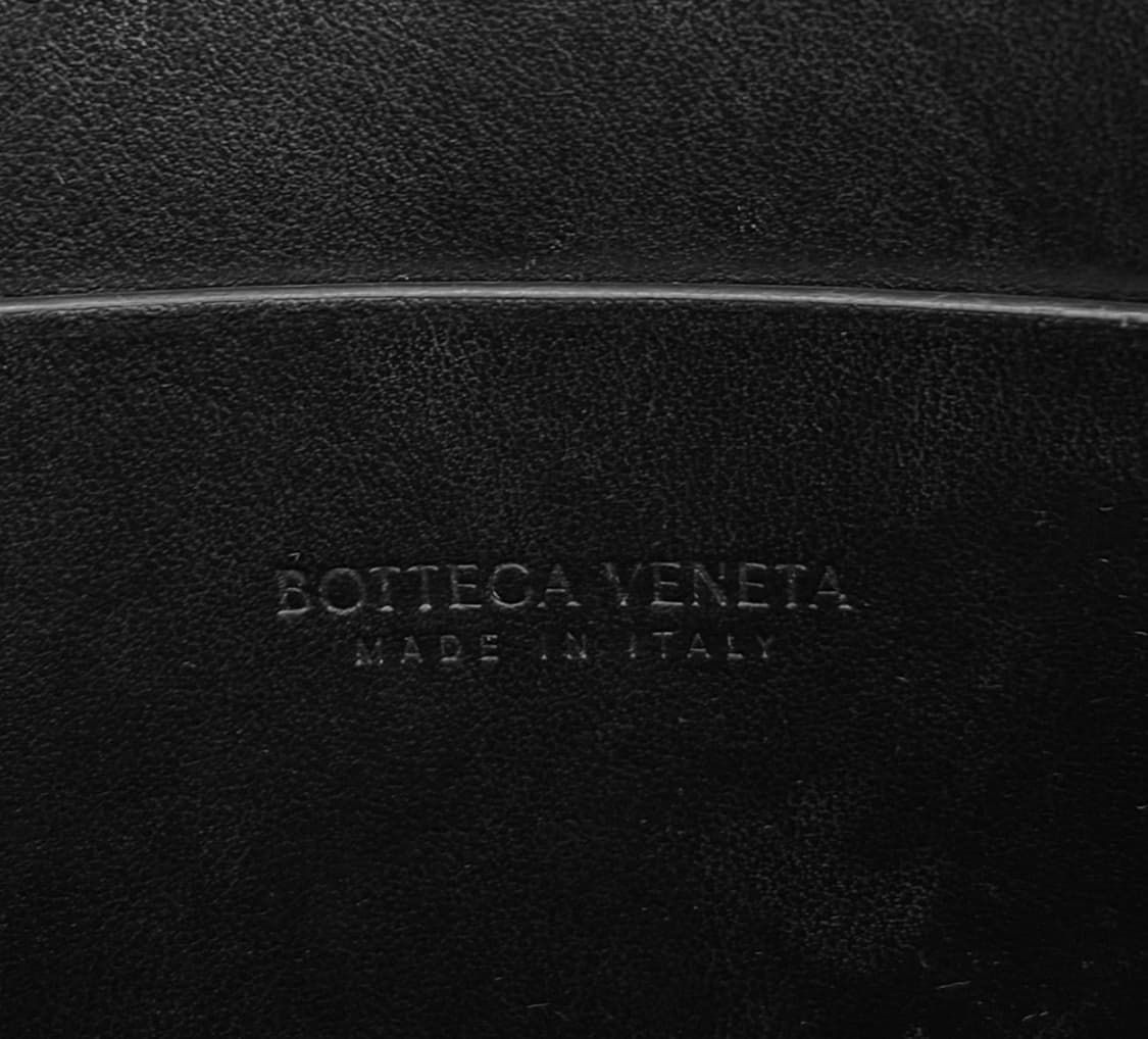 [S] 보테가베네타 인트레치아토 레더 카세트 클러치백 스몰 블랙 상품이미지6