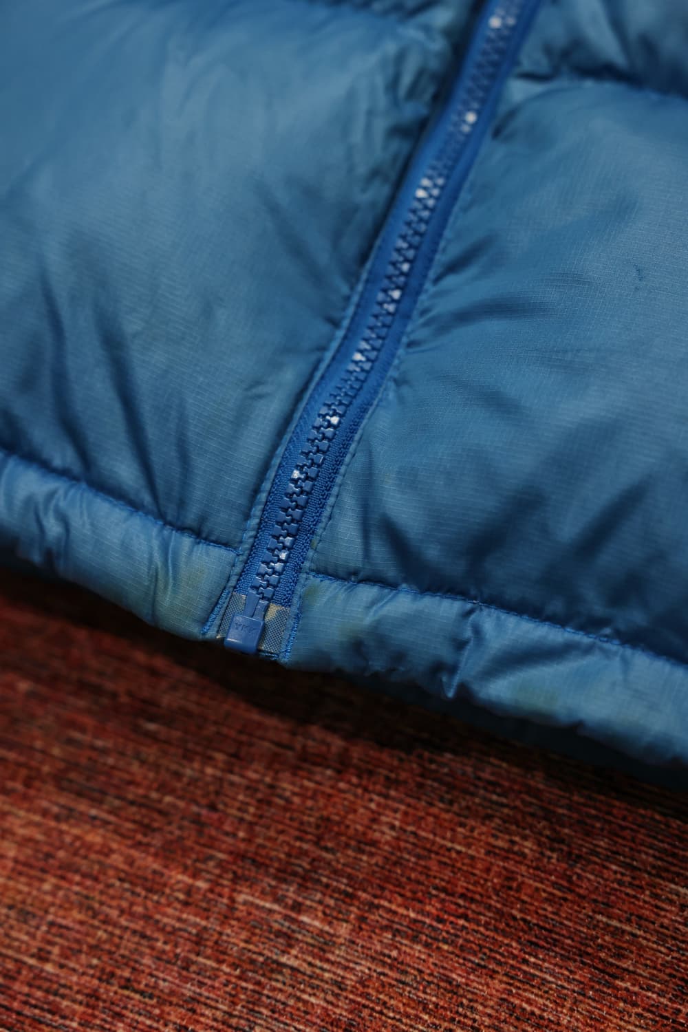 노스페이스 구형 눕시 패딩 판매 상품이미지4