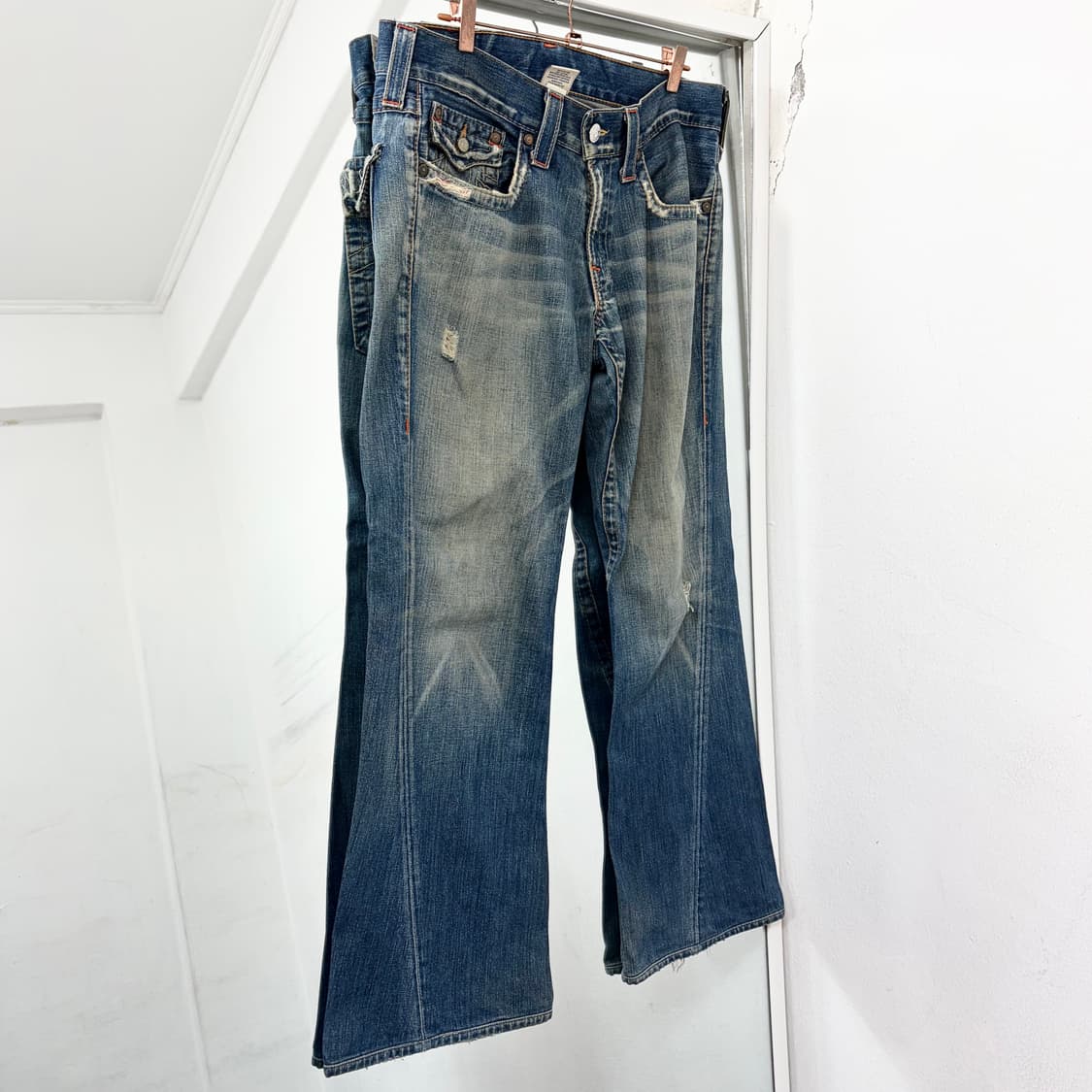 트루릴리전 부츠컷 데님 팬츠 상품이미지5