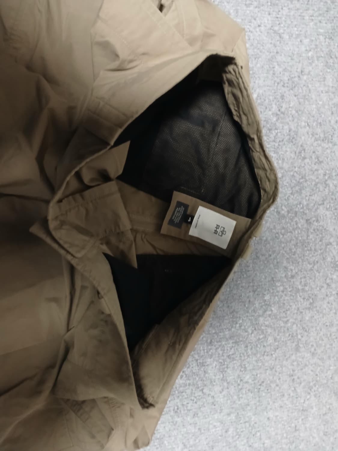 폴리테루 에스키모 라운지 팬츠 딥 베이지 XL사이즈 팝니다. 상품이미지3