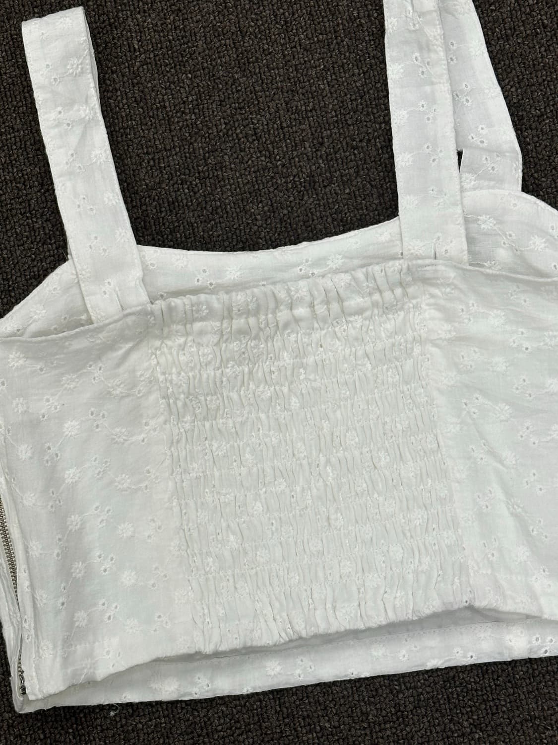 OS)Japanese vintage 여성 화이트 레이스 펀칭 나시 탑 상품이미지5