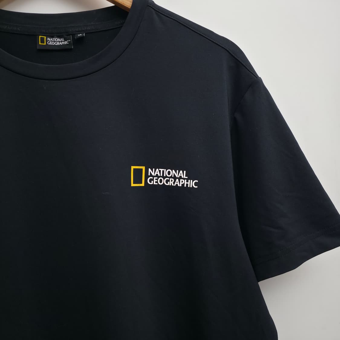 [XL] 내셔널지오그래픽 블랙 기능성 반팔 티셔츠 상품이미지4