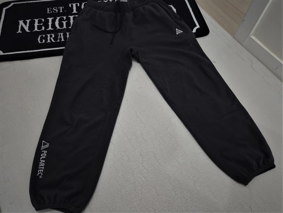 ACG 폴라텍 울프 트리 팬츠 앤트러사이트 블랙 아시아 M 팝니다. 상품이미지5