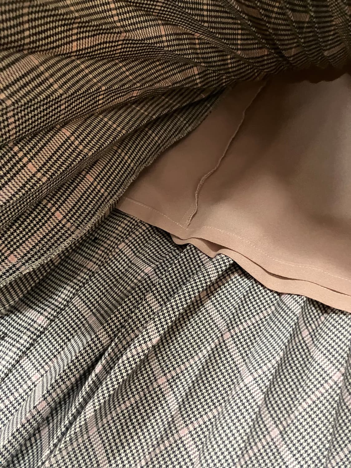 질스튜어트 체크 플리츠 버튼 포인트 롱스커트 66-77 상품이미지6