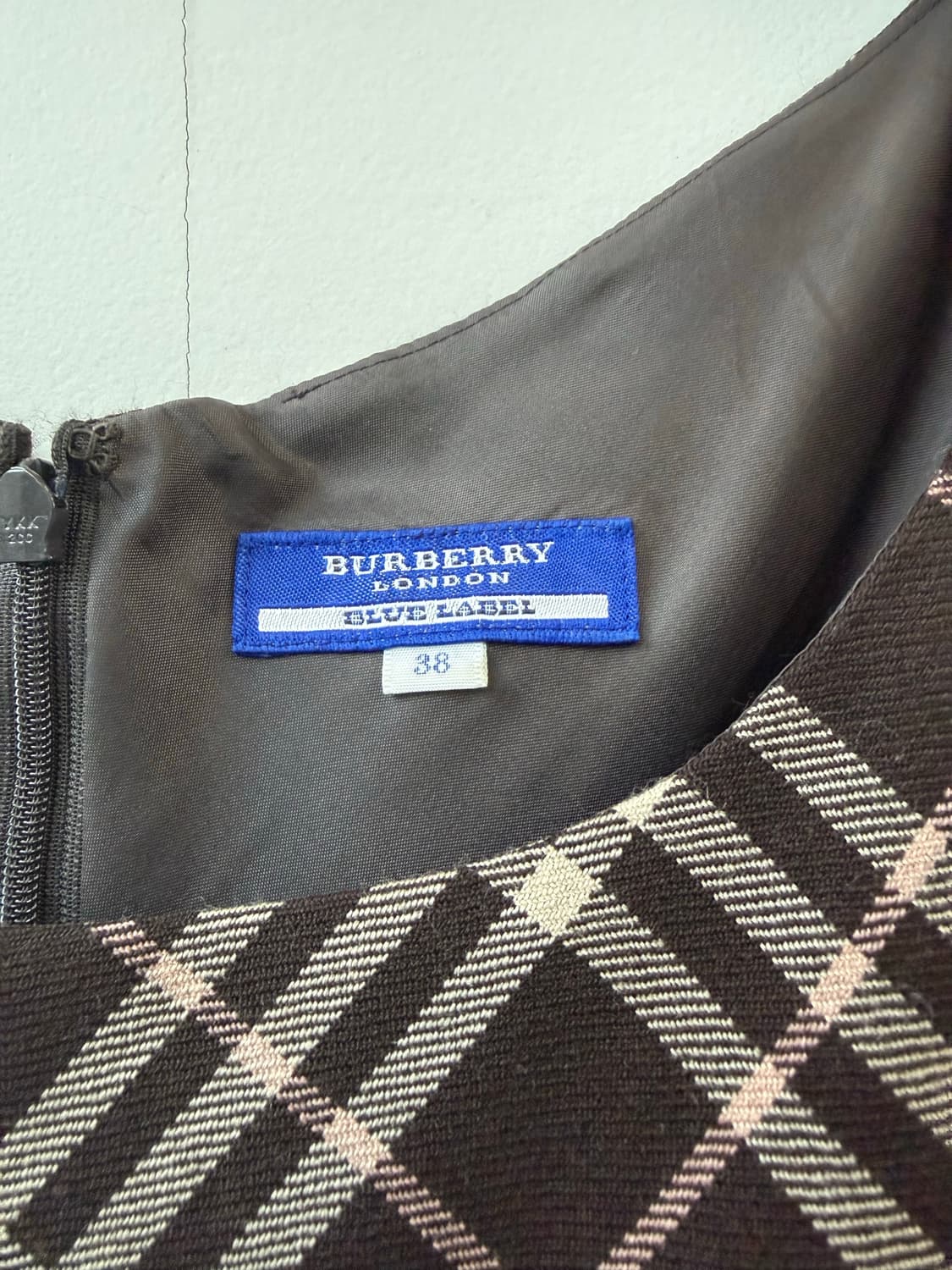 버버리 블루라벨 모카브라운 딸기우유 자수 노바체크 반팔원피스 상품이미지8