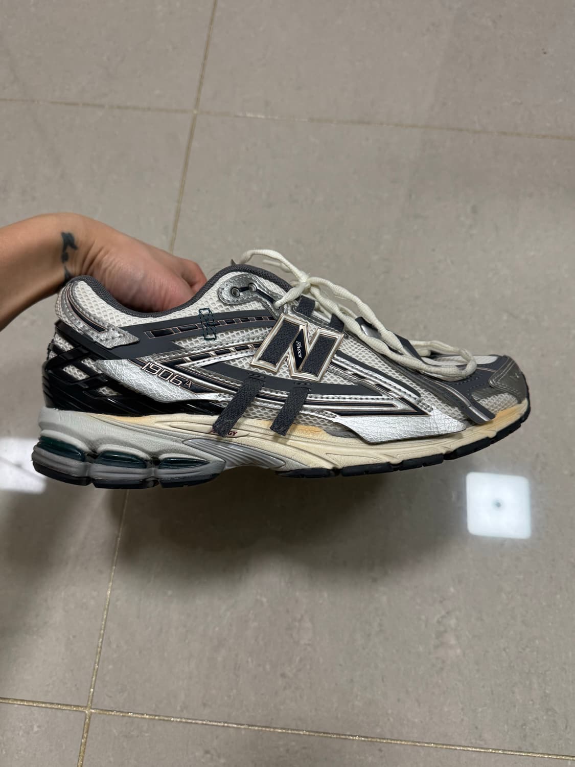 뉴발란스 1906a 실머메탈릭 285 상품이미지4