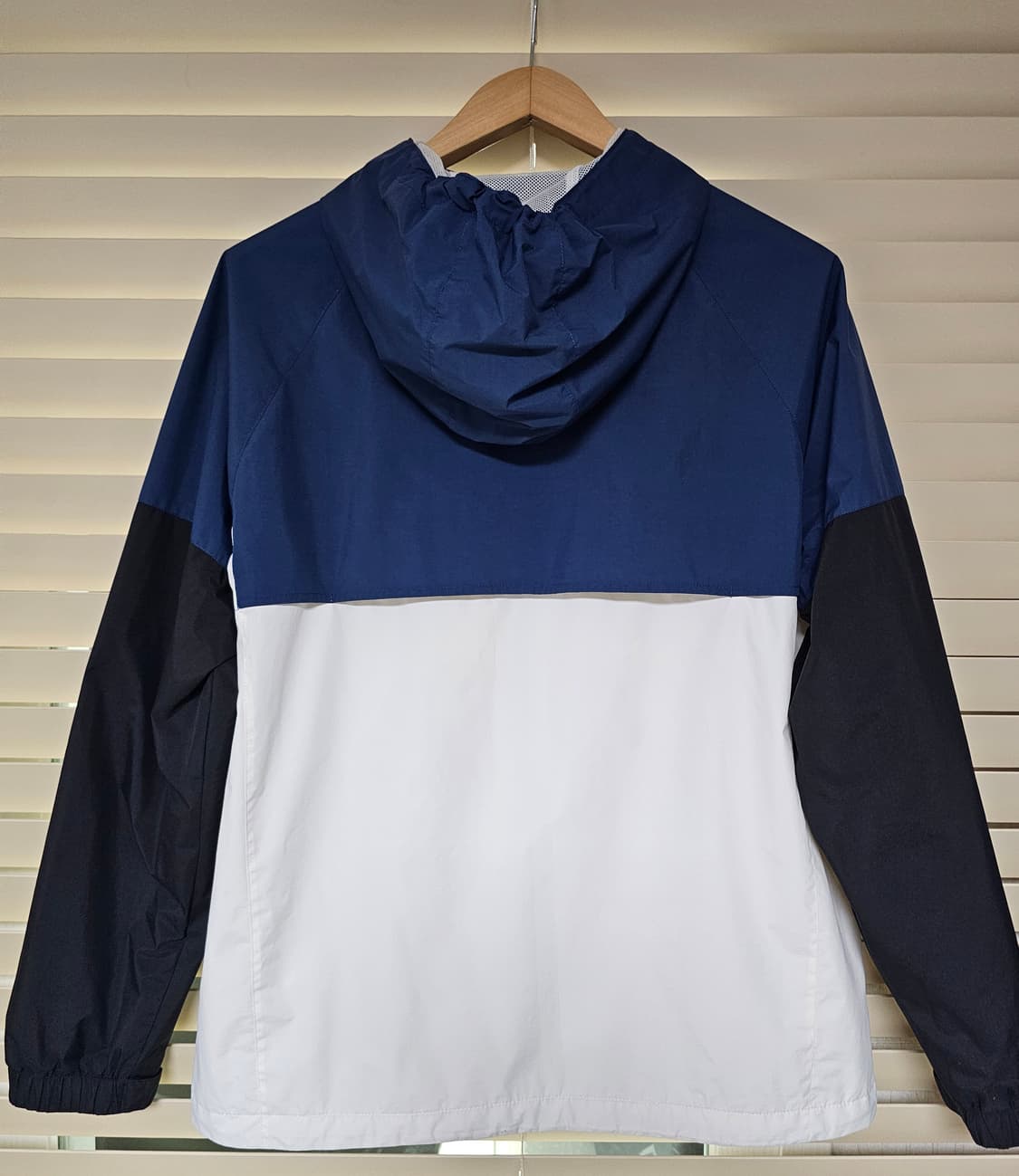 디스커버리 익스페디션 후드 바람막이 105(XL) 상품이미지2