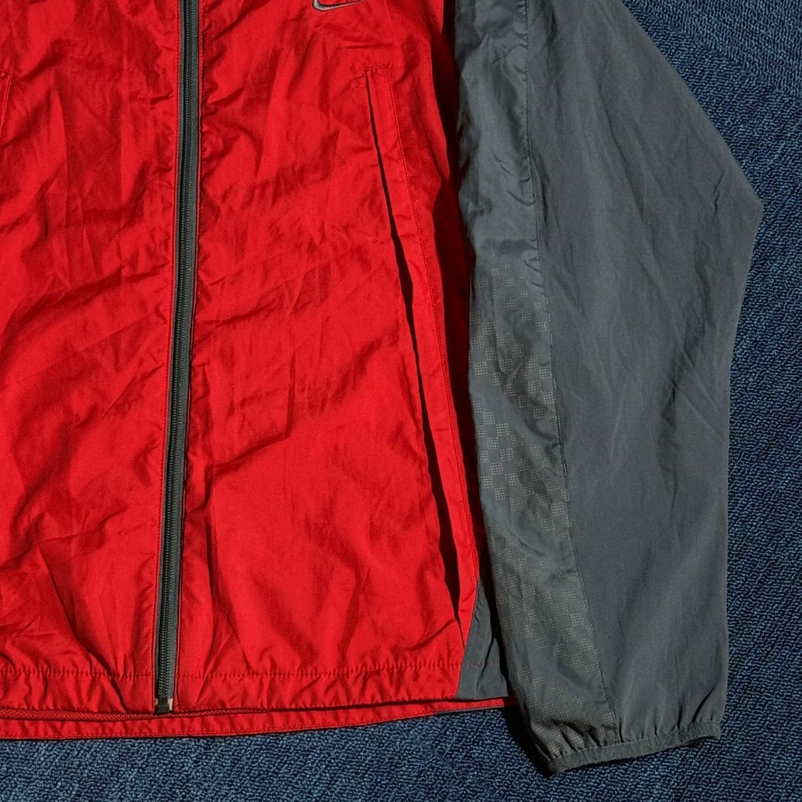 나이키 바람막이 레드 상품이미지3