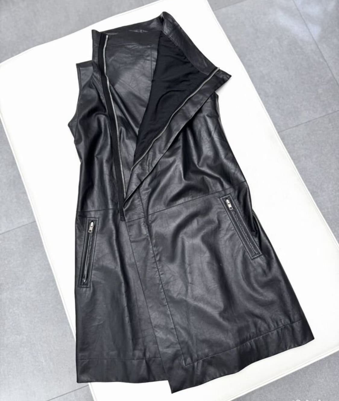 릭 오웬스 풀집업 롱 베스트(레더-리얼)40-ITA 사이즈-해외발송 상품이미지4