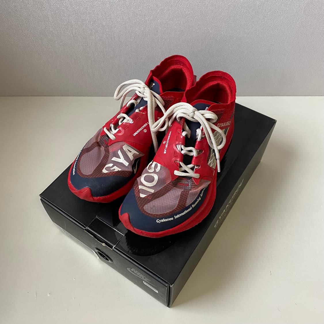 [265] 나이키 x 언더커버 갸쿠소우 줌X 베이퍼플라이 넥스트% 레드 상품이미지2