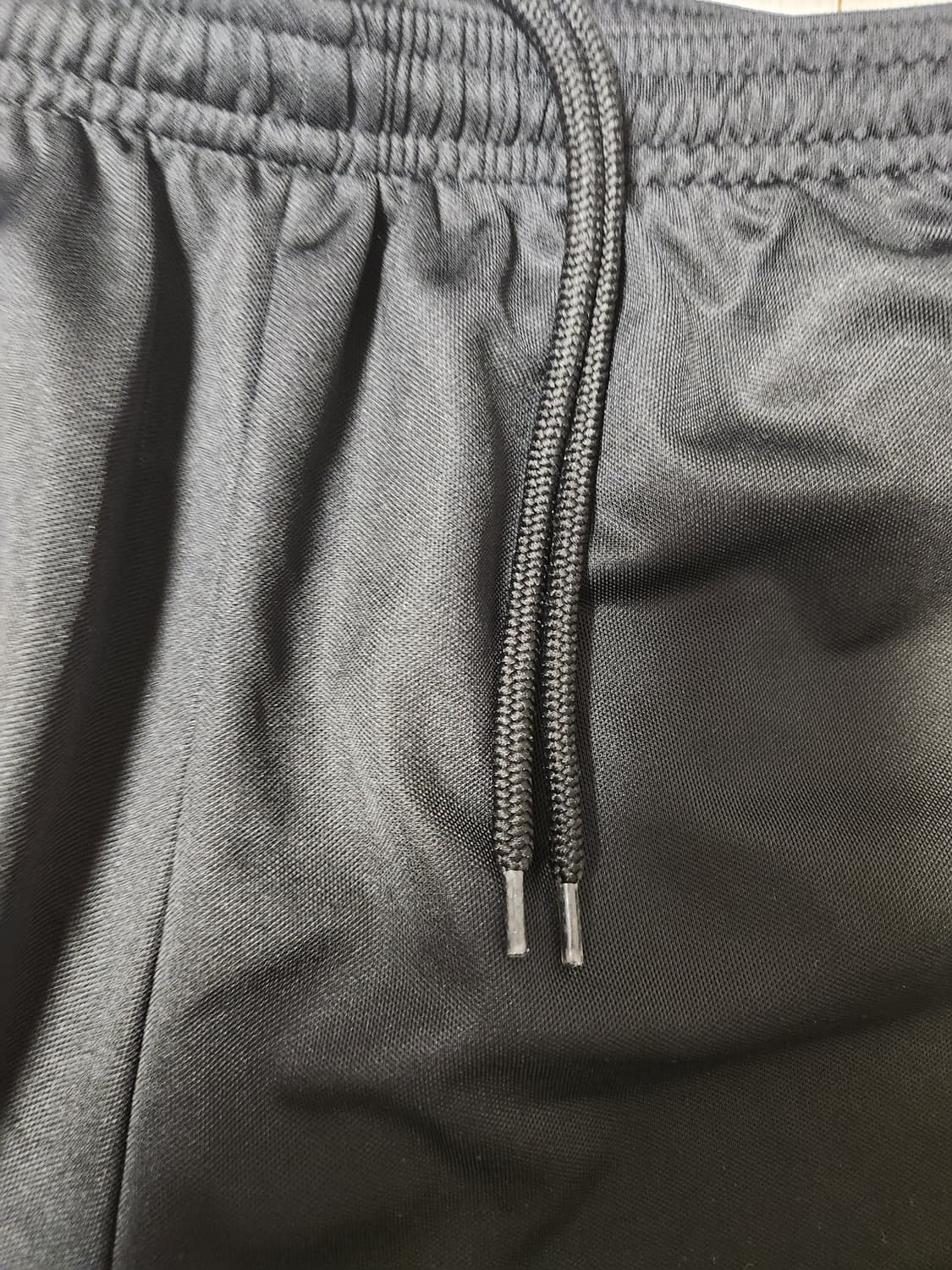 아디다스 러닝 트레이닝 반바지 파르마 16 쇼트 xl(새상품급)

아디다 상품이미지3