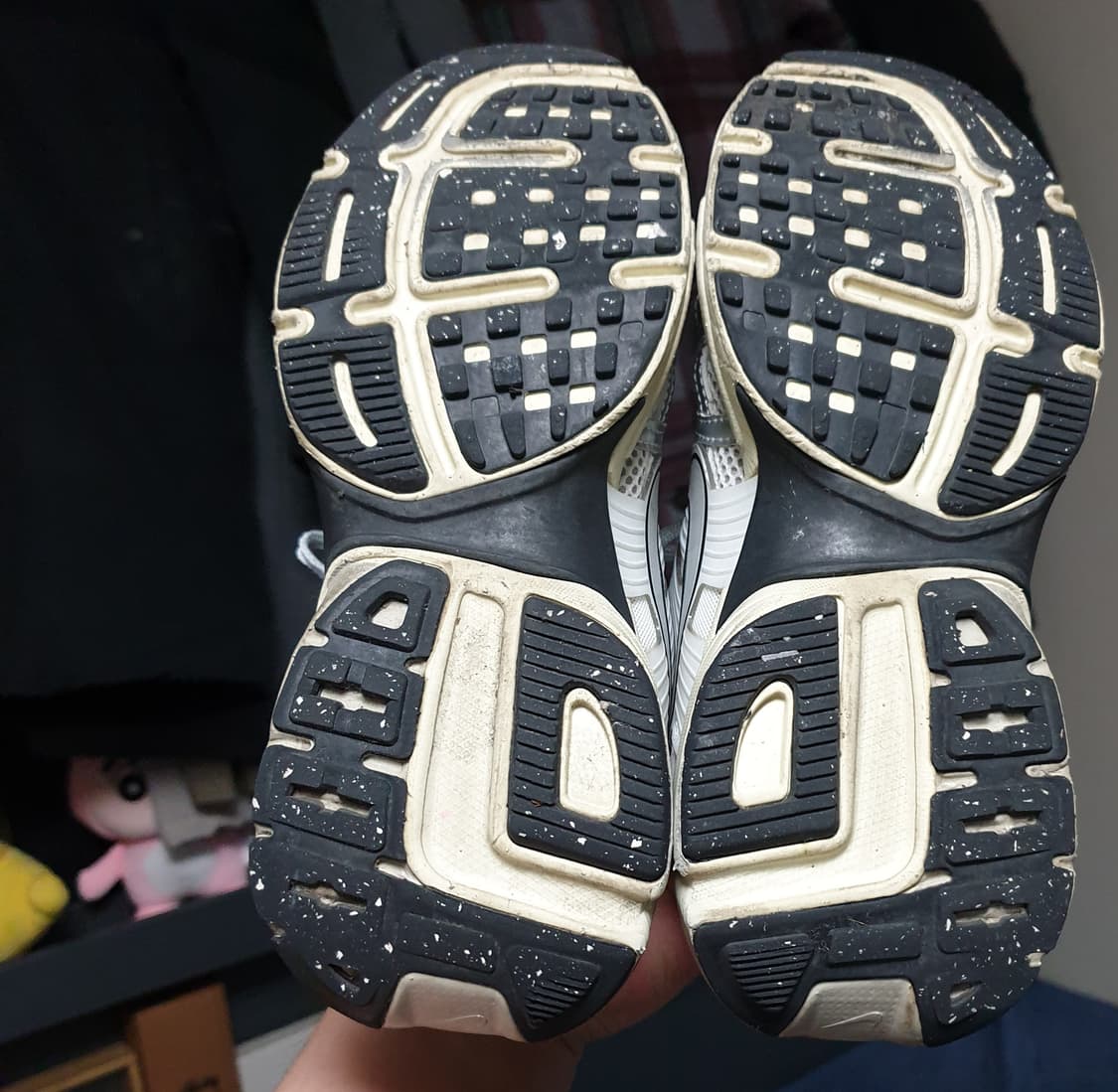 나이키 V2K런 서밋화이트 메탈릭 실버 (235) 상품이미지4