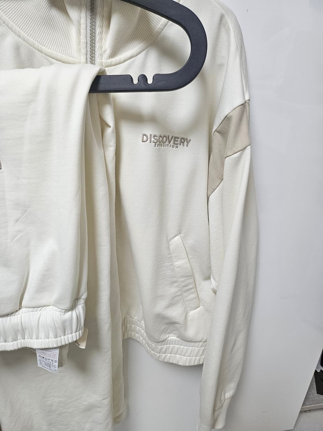 디스커버리 크롭후드집업.와이드바지세트 상품이미지1