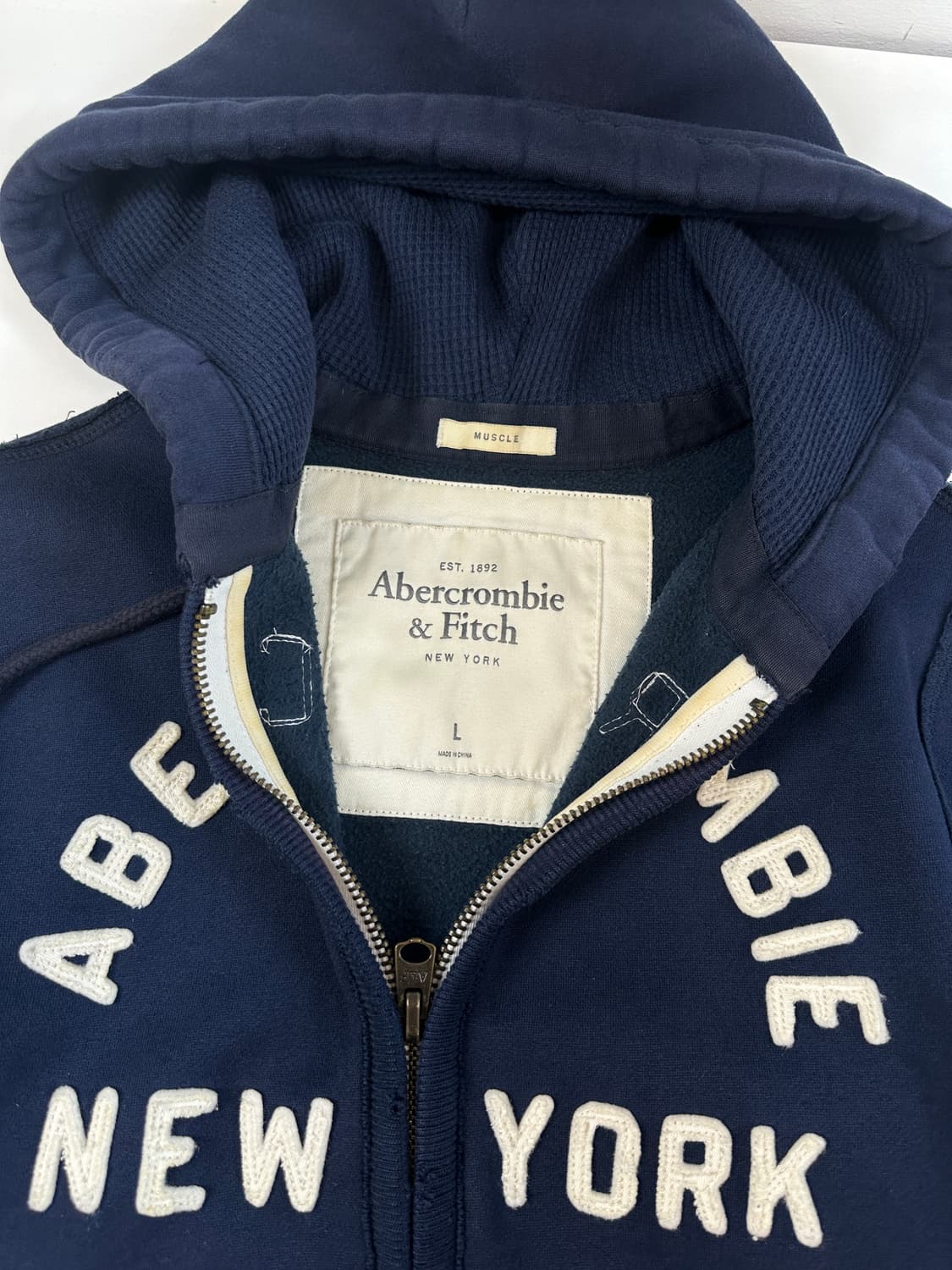 아베크롬비 스펠로고 후드집업 L 네이비  상품이미지4