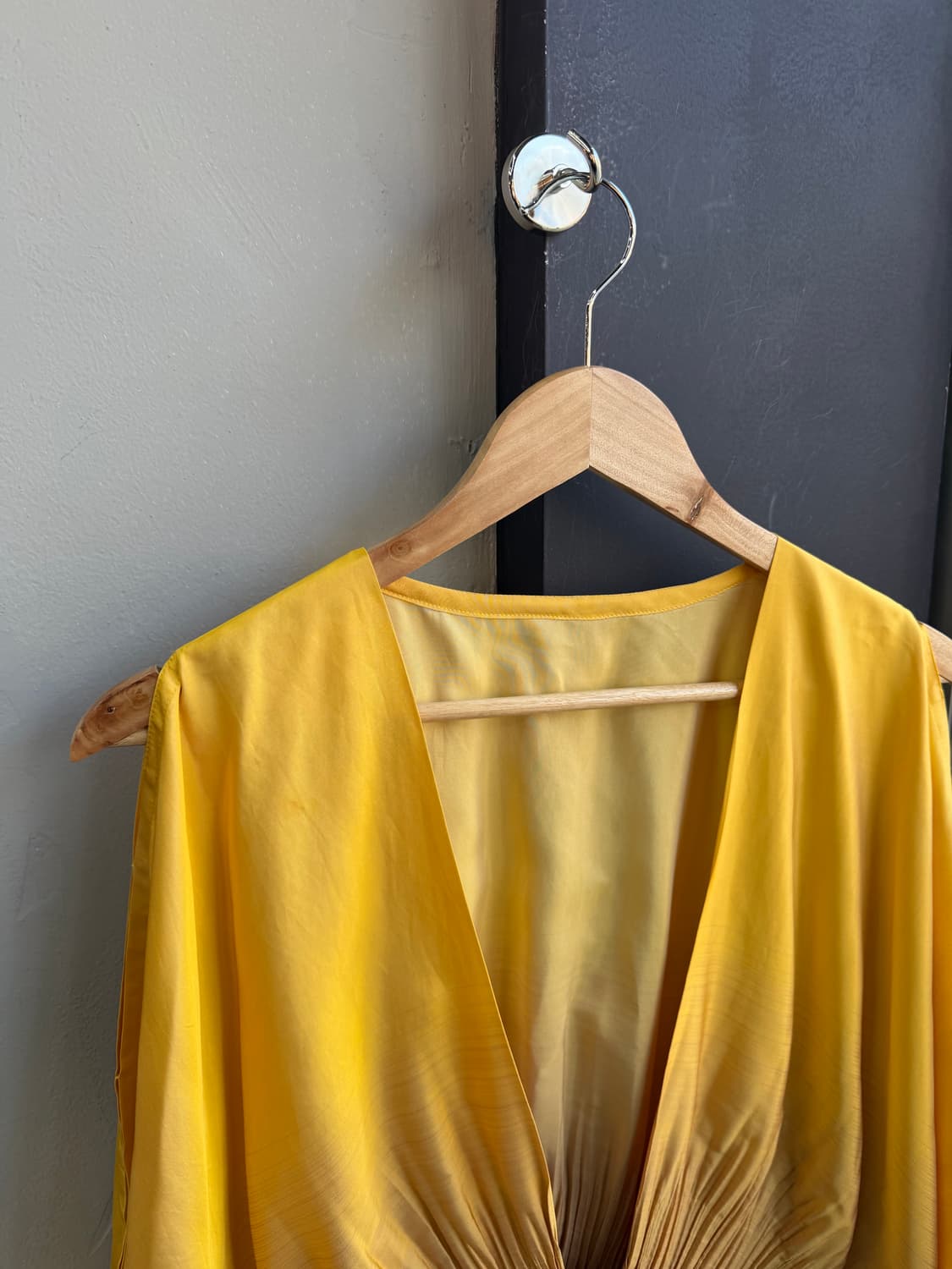 F/ 이세이미야케 옐로우 플리츠 숄 가디건 상품이미지3