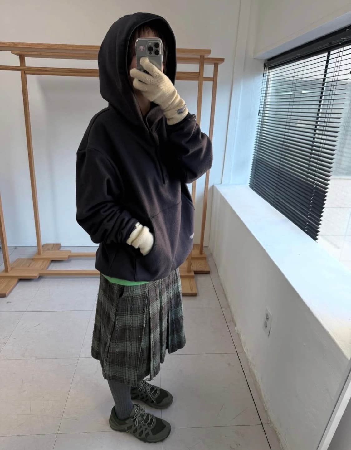 페스토 DAMAGE CHECK MIDI SKIRT TEA 상품이미지3