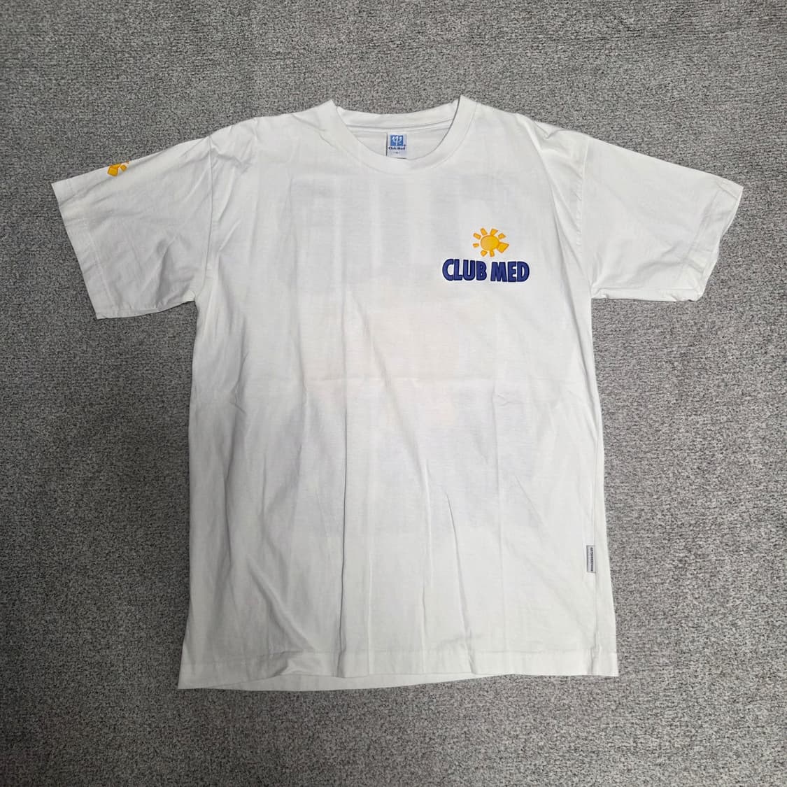 Club Med 빈티지 반팔 티셔츠 M-L(95-100) 상품이미지1