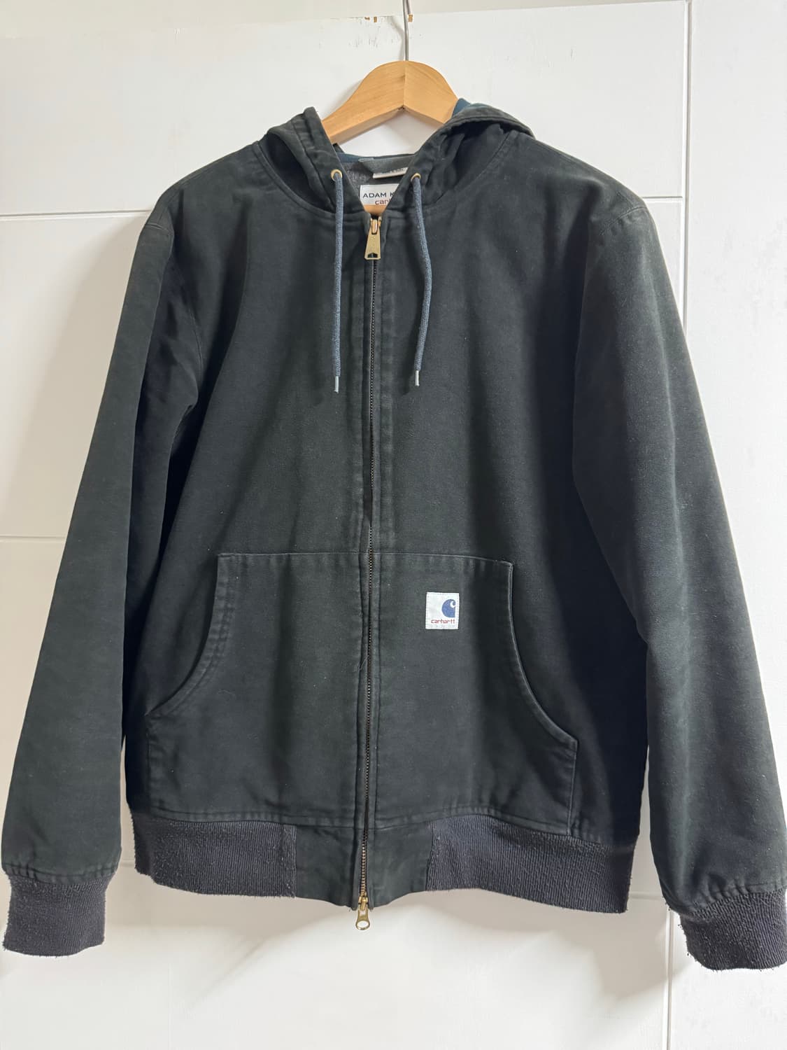 칼하트 x 아담 킴멜 후드 집업 상품이미지3