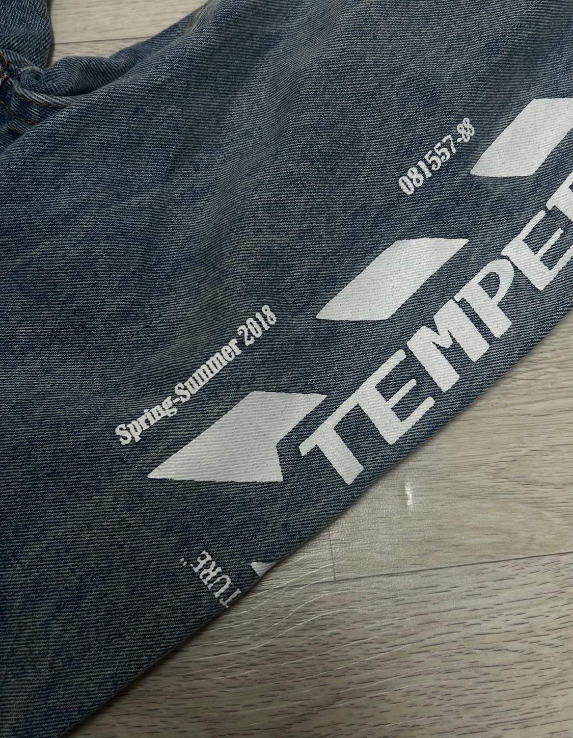 오프화이트 18SS 템퍼레이처 데님 자켓 상품이미지3