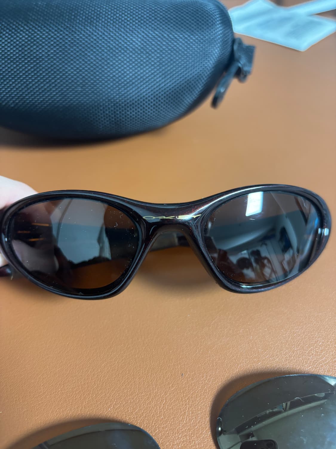 오클리 미뉴트 1.0 펄브라운 상품이미지2