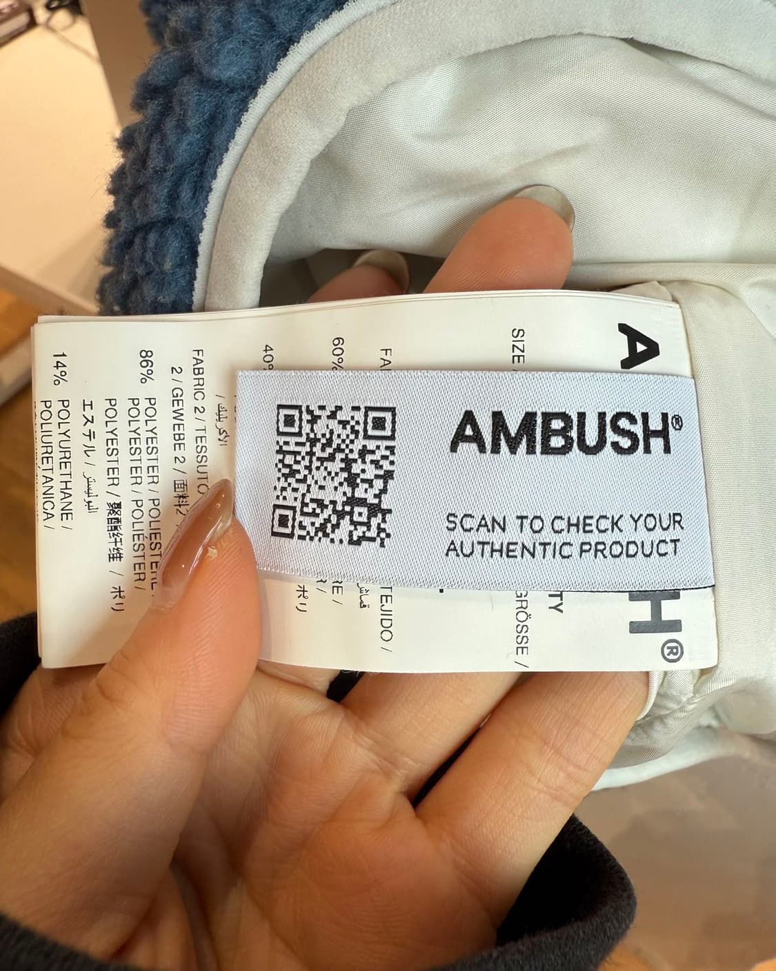 앰부쉬 블루 로고 패치 플리스 라이너 바시티 재킷 상품이미지9